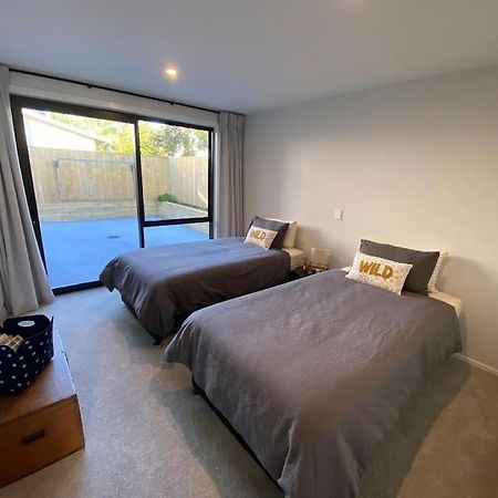 Luxury Escape In Cbd - Walking Distance To Town Villa Тауранга Екстериор снимка